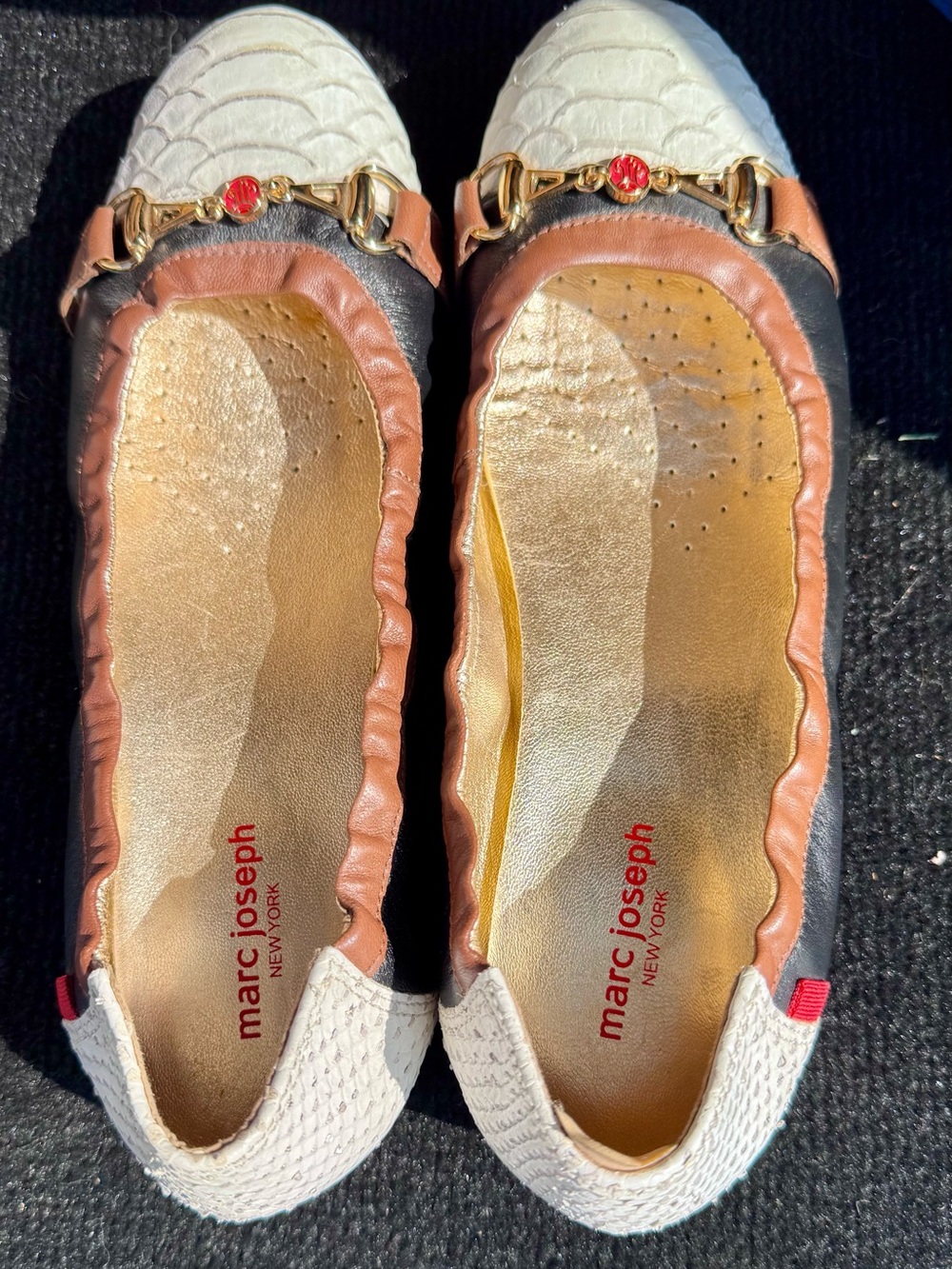 Tri-Color Ballet Flats - White/Black/Brown